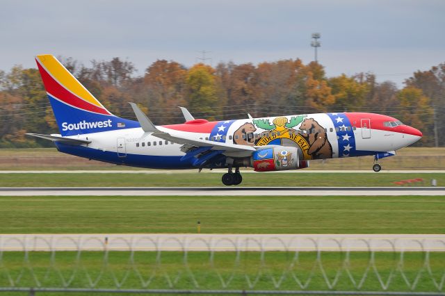 Boeing 737-700 (N280WN) - 5-L 10-28-23