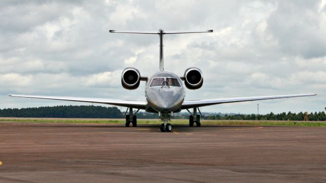 Embraer ERJ-145 (PR-PFN)