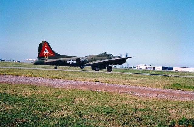 Boeing B-17 Flying Fortress (N900RW) - B-17 taxing out to do its part in the Air Power Air Show in KOKC