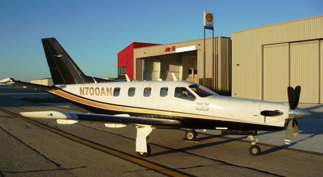 Socata TBM-700 (N700AN)