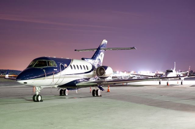 Hawker 800 (N239RT) - Seen at KFDK on 6/30/2011.  Thekin Aviation LLC.