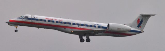 Embraer ERJ-135 (N848AE)