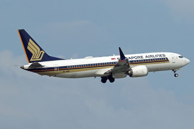 Boeing 737 MAX 8 (9V-MBD)