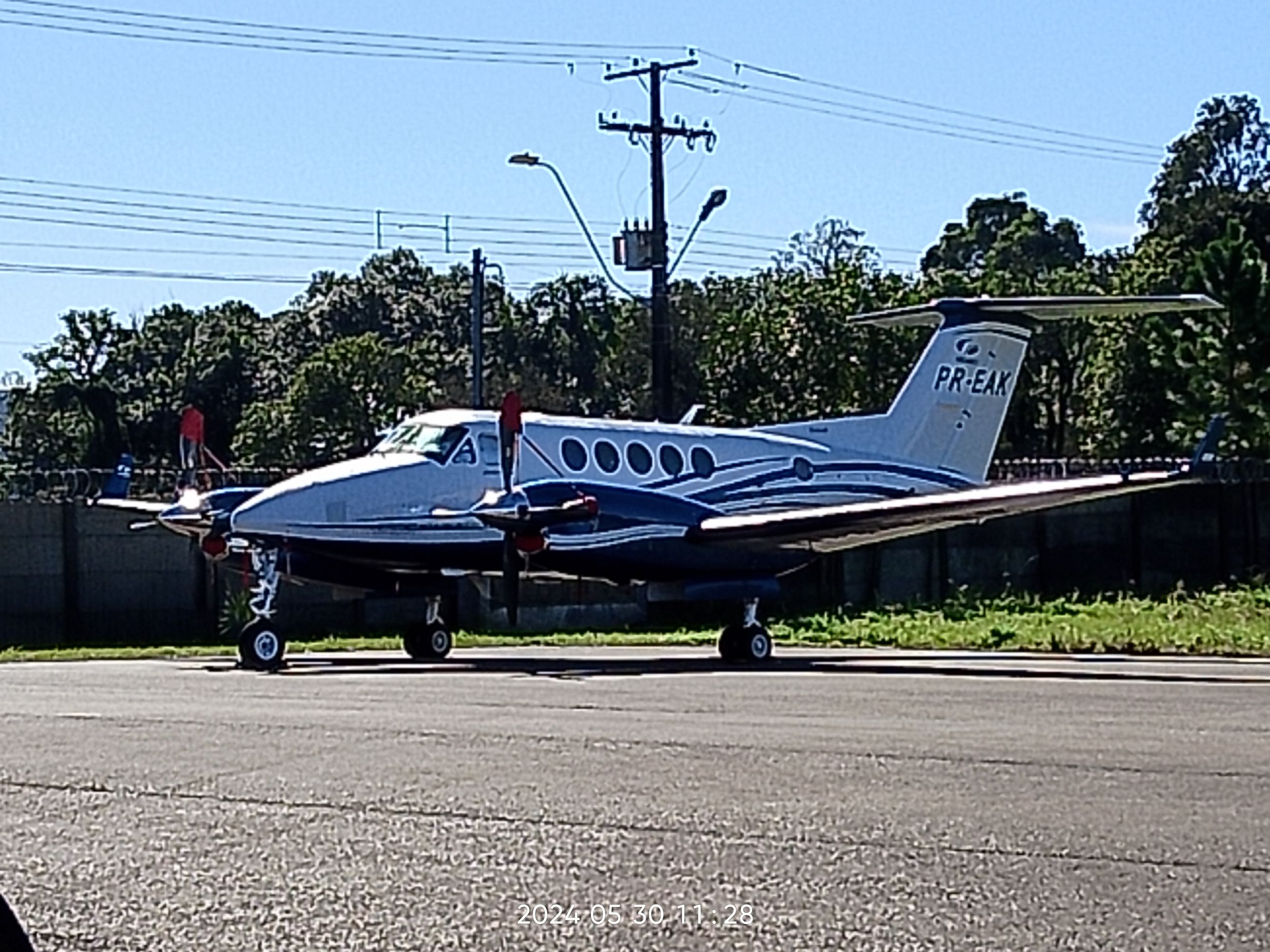 PR-EAK — - Patio secundario, aviacao geral.