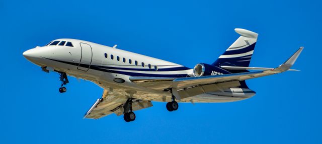 Dassault Falcon 2000 (N236LX) - N236LX Dassault Falcon 2000EX s/n 236 - Harry Reid International Airport KLASbr /Photo: TDelCorobr /September 7, 2023