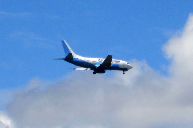 Boeing 737-700 (HC-CUH) - Not close Up 