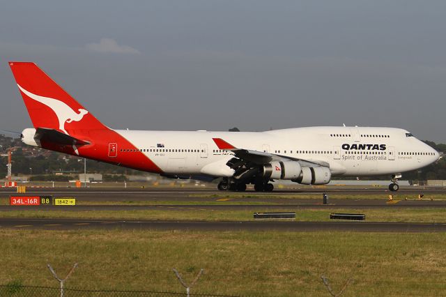 Boeing 747-400 (VH-OJJ)