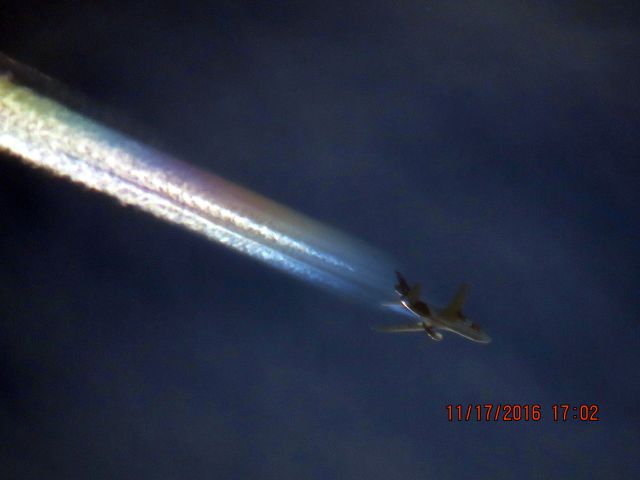 McDonnell Douglas DC-10 (N320FE)