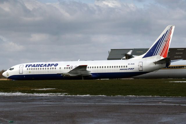 Boeing 737-800 (EI-RUN) - Seen here on 20-Mar-18 having arrived from EGNX on 22-Dec-17.