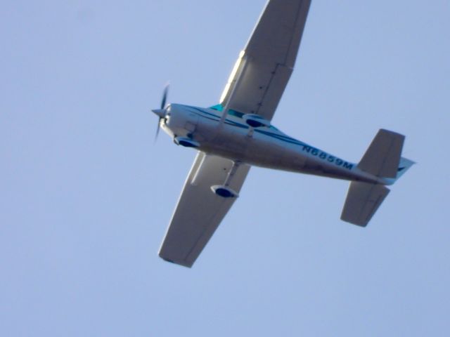 Cessna Skylane (N6859M) - 12/03/21