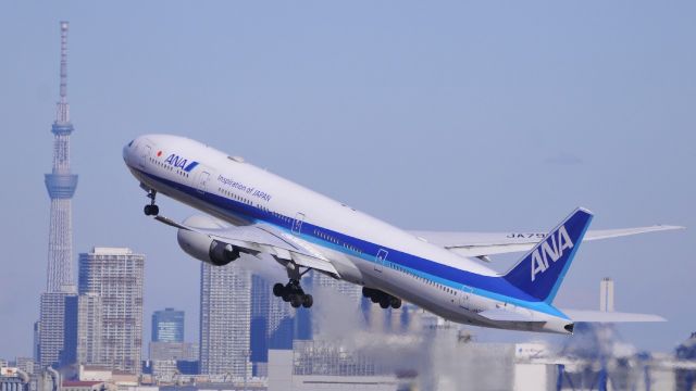 BOEING 777-300ER (JA790A)
