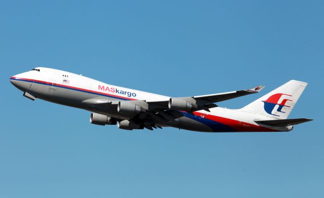 Boeing 747-400 (9M-MPS) - 34L Departure
