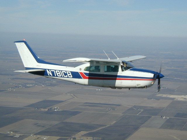 Cessna Centurion (N781CB)