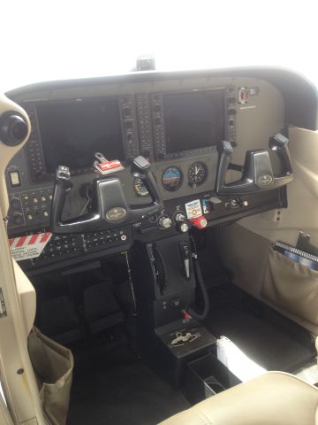 — — - Cessna 170