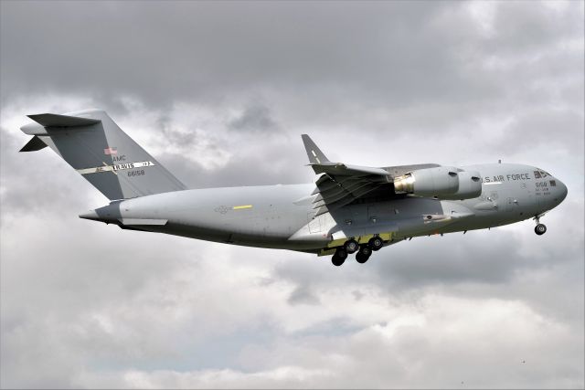 Boeing Globemaster III — - Landing runway 14 05-26-22 in support of Thunderbirds.