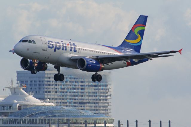 Airbus A319 (N506NK) - Arrival over cruise ships in port near KFLL