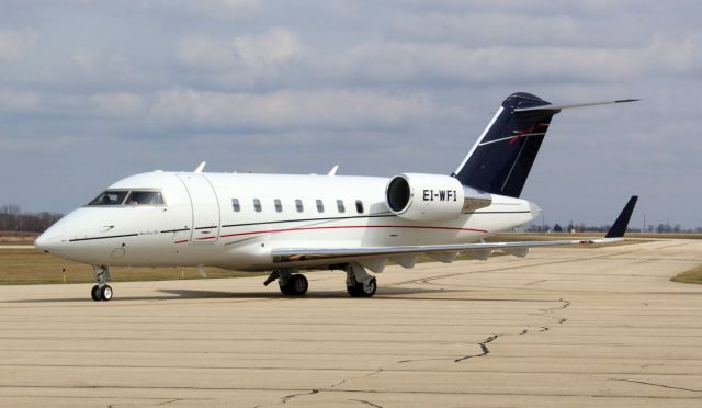 Canadair Challenger (EI-WFI) - 27 March 2021br /This Challenger 605 was a our special guest for the day here at KSQI.br /Gary C. Orlando Photo.