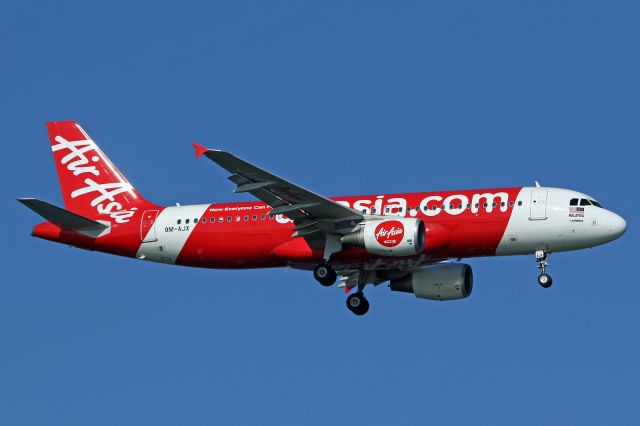 Airbus A320 (9M-AJX)