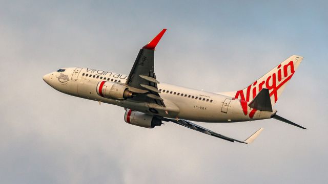 Boeing 737-700 (VH-VBY)