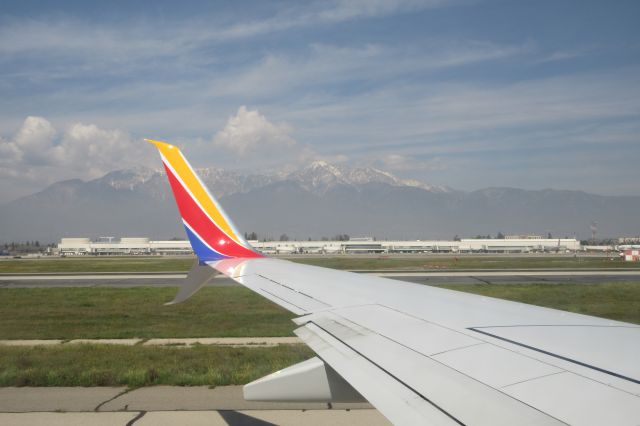 Boeing 737 MAX 8 —