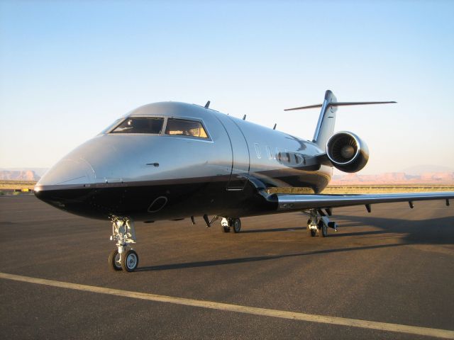 Canadair Challenger (N115WF) - Challenger 601-3R