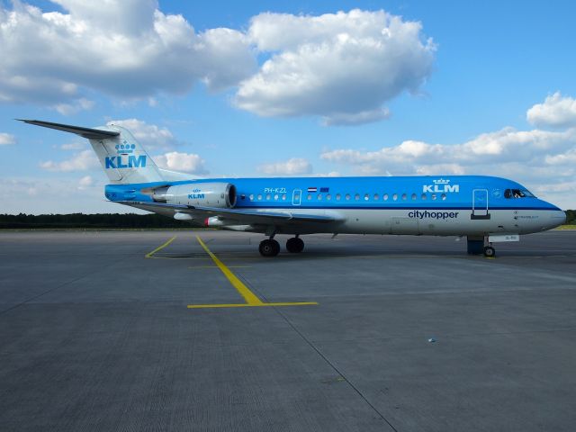Fokker 70 (PH-KZL)