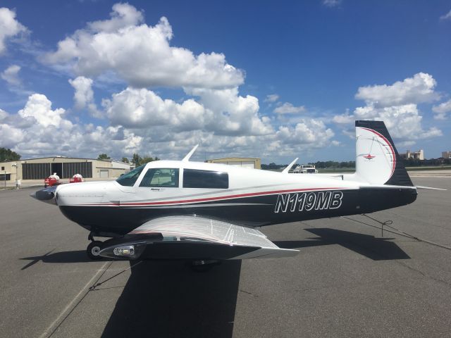 Mooney M-20 (N119MB)