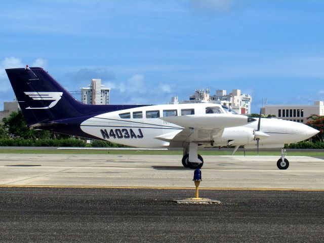 Cessna 402 (N403AJ)