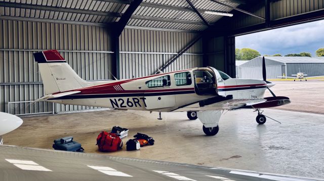 Beechcraft Bonanza (33) (N26RT)