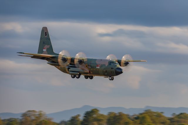 Lockheed C-130 Hercules —