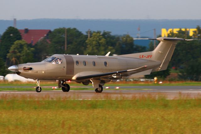 Pilatus PC-12 (LX-JFF)