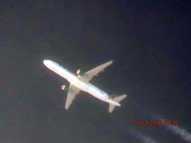 Airbus A321 (N715FR)