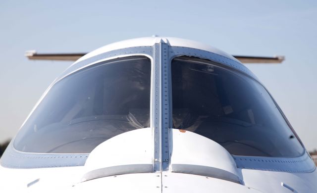 Learjet 25 (N150CK)