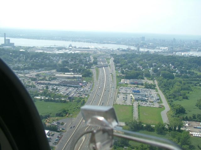 Diamond Star (N867DS) - Turning Base to Final KHVN over I95 New Haven,  July 2009