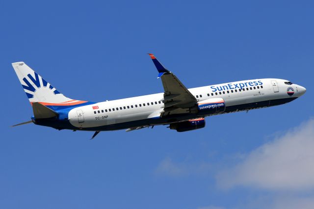 Boeing 737-800 (TC-SNP)