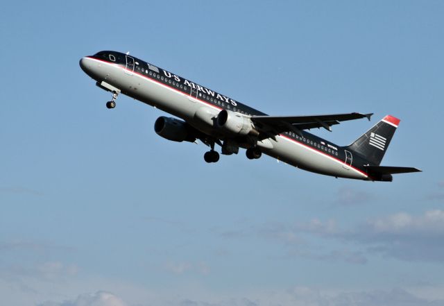 Airbus A321 (N170US) - Evening takeoff on runway 36R,  Charlotte, North Carolina USA