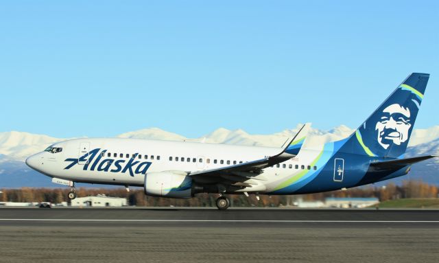 Boeing 737-700 (N644AS)