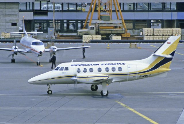 G-WMCC — - Taxiing to Runway 28 - 1984-07-15.