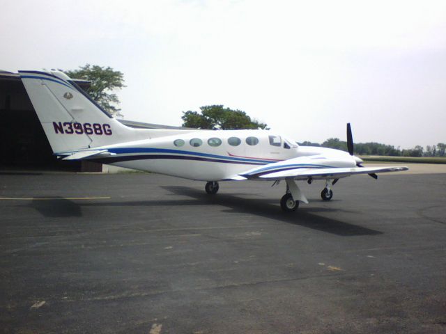 Cessna 421 (N3968G)