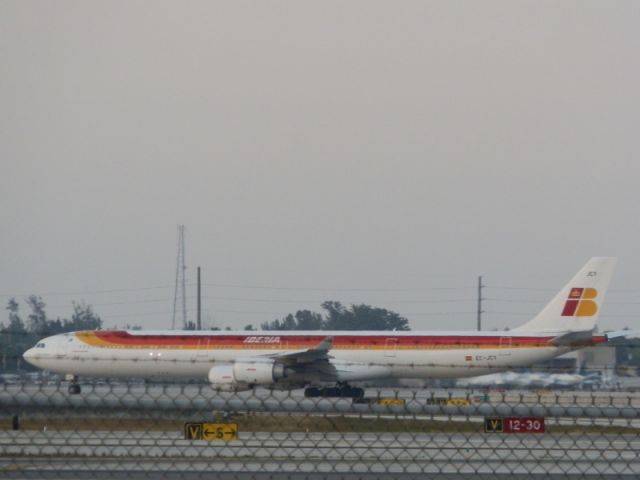 Airbus A340-600 (EC-JCY)