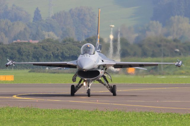 Lockheed F-16 Fighting Falcon (SFR123)