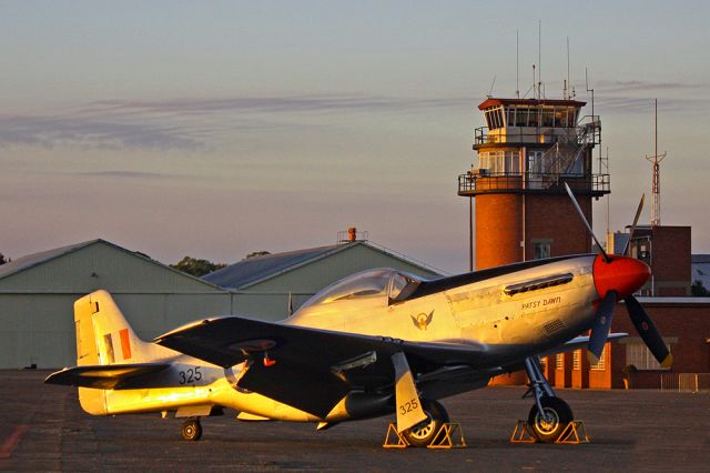 North American P-51 Mustang (N325) - Early morning