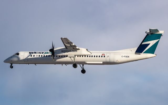 de Havilland Dash 8-400 (C-FOEN)