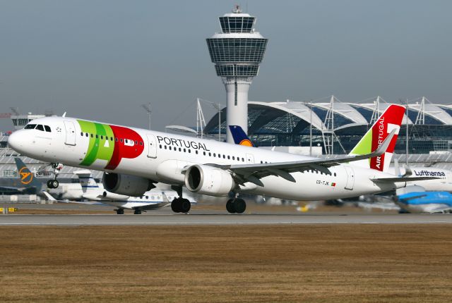 Airbus A321neo (CS-TJK)