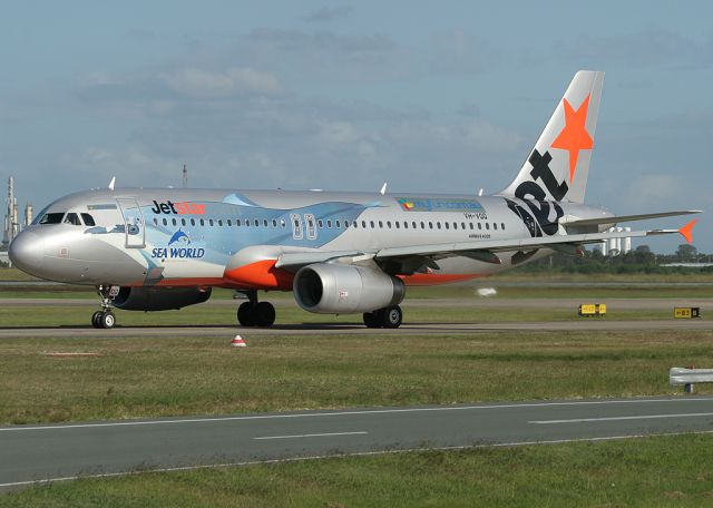 Airbus A320 (VH-VQQ)