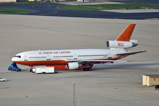 McDonnell Douglas DC-10 (N17085)