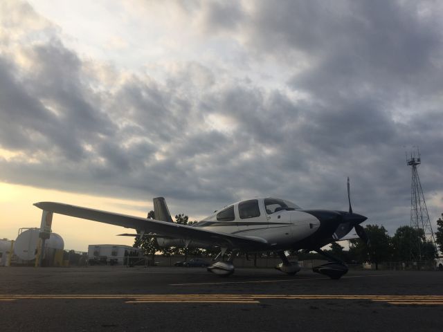 Cirrus SR-22 (N787LC)