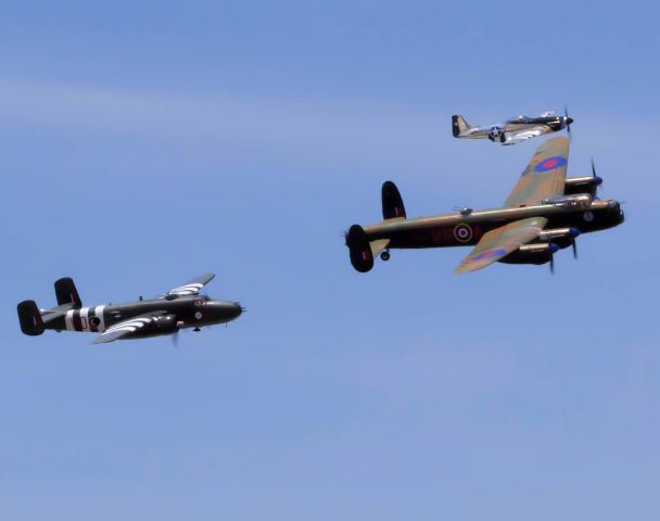 Avro 683 Lancaster (C-GVRA) - Formation flypast.