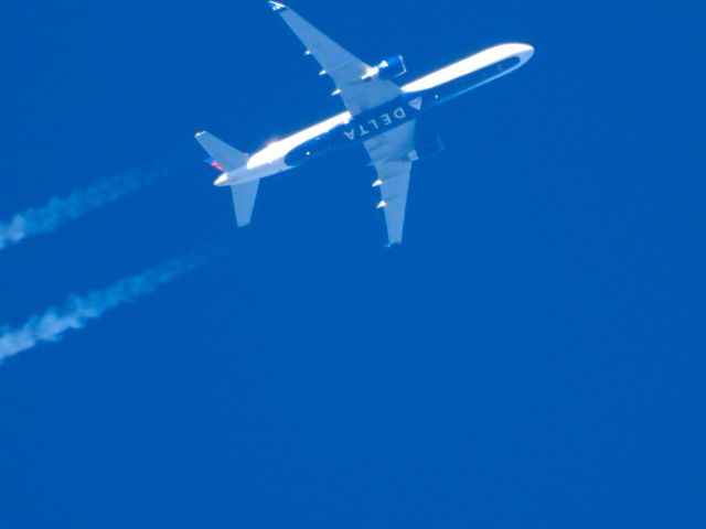 Boeing 757-200 (N6704Z) - DAL1265br /EGE-ATLbr /01/16/2025