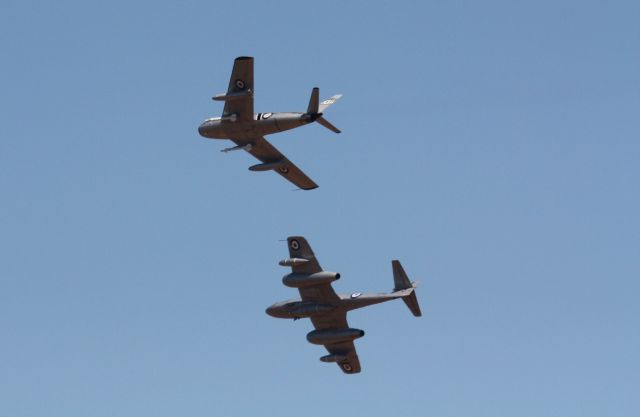 — — - CA-27 Sabre and Gloster Meteor F.8 at Avalon Air Show 2013